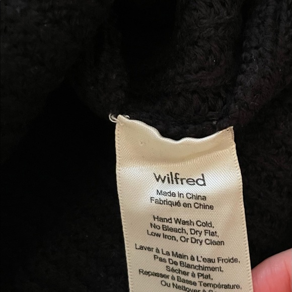 Gorgeous Wilfred 100% Wool High-Neck, Long Sleeveless Sweater - Picture 4 of 5